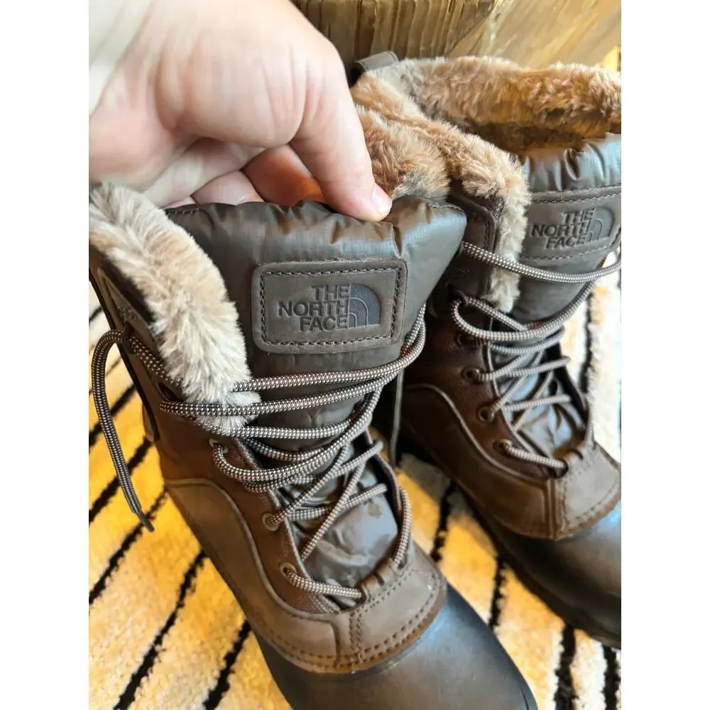 NEW The North Face Womens Shellista waterproof snow boot size 10
